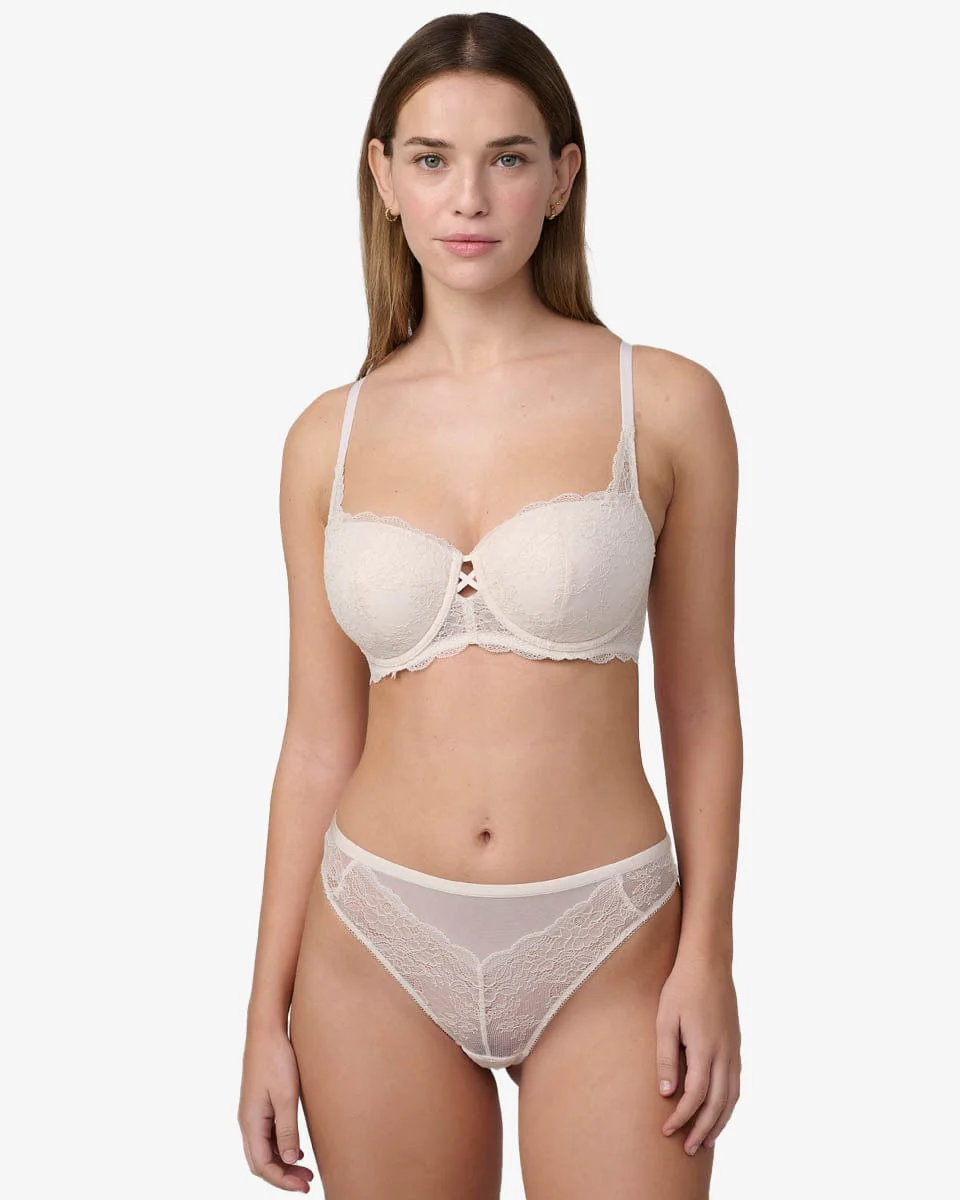 תחתון ברזילאי גבוה בשילוב תחרה ורשת - Image 4